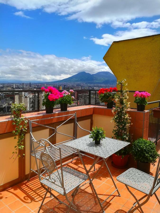 B&B Da Roberto Napoli Esterno foto